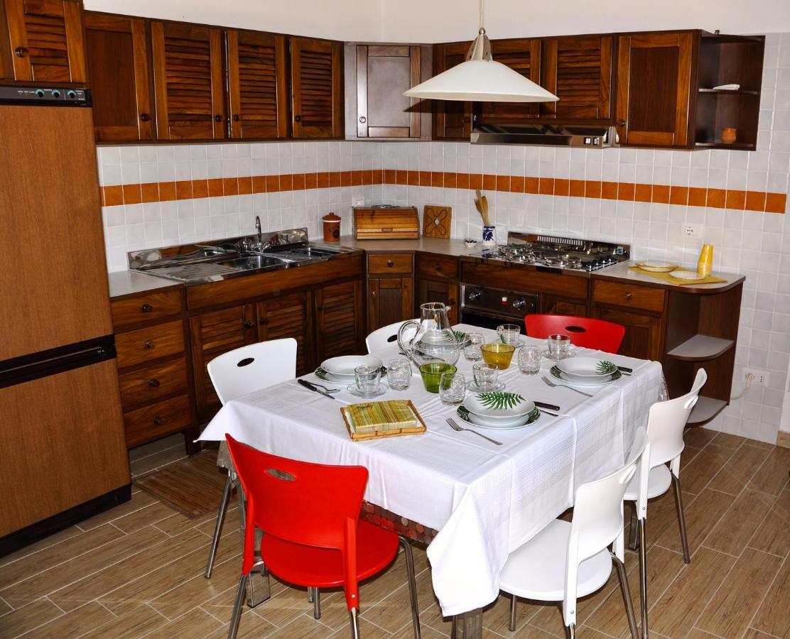 Casa Duminicheddha, Mare E Relax In Gallura Bassacutena Екстериор снимка